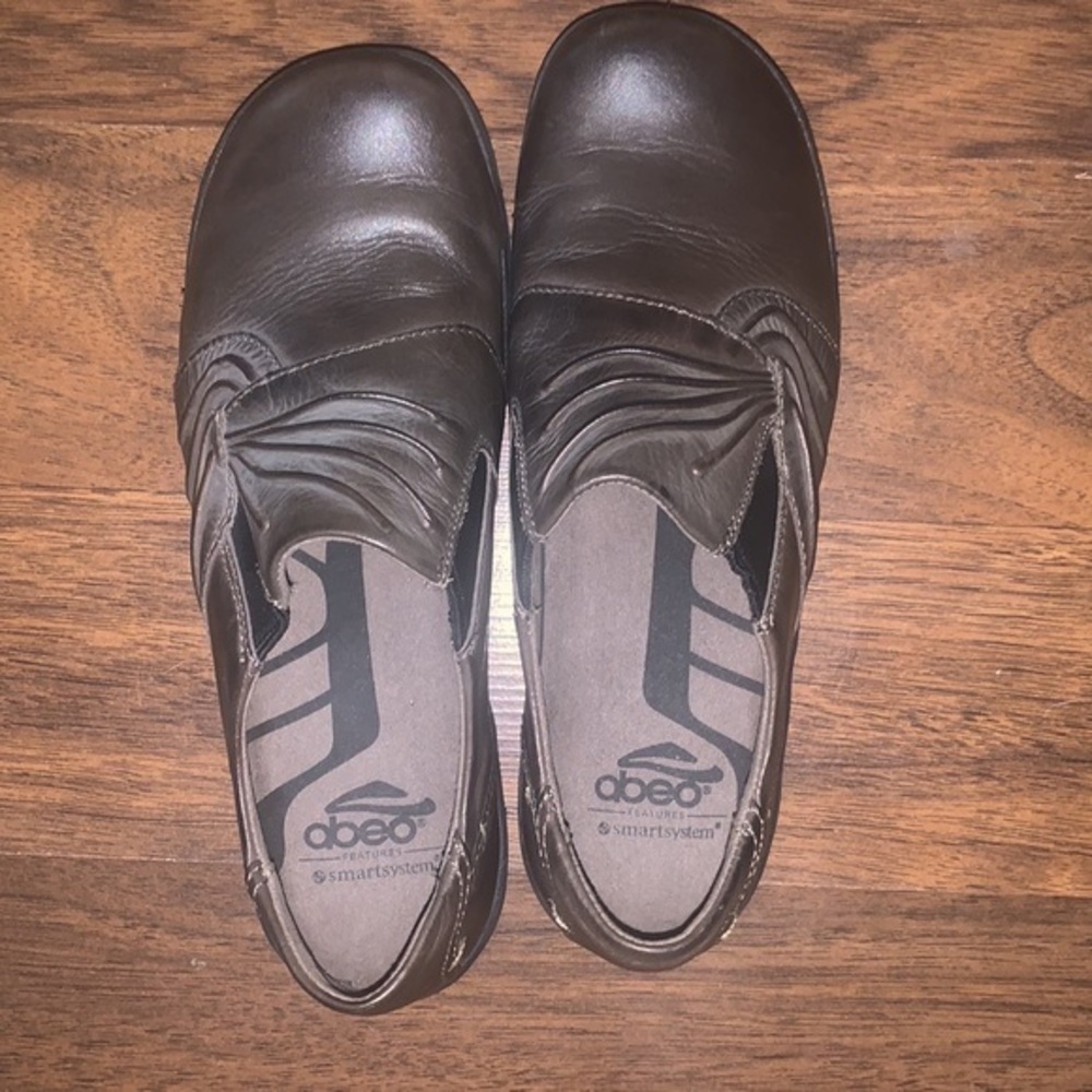 Abeo smart system woman’s shoes - size 6 - new without tags